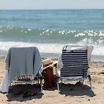 Holiday House Next To The Beach In Las Dunas, Bahia De Marbella